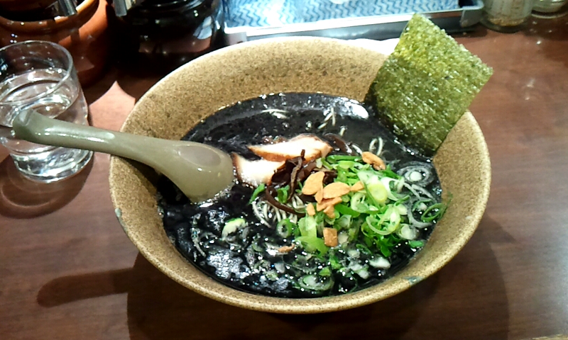 黒油ラーメン 750円 黒油ラーメン 750円