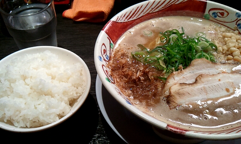 魚介トンコツとライス