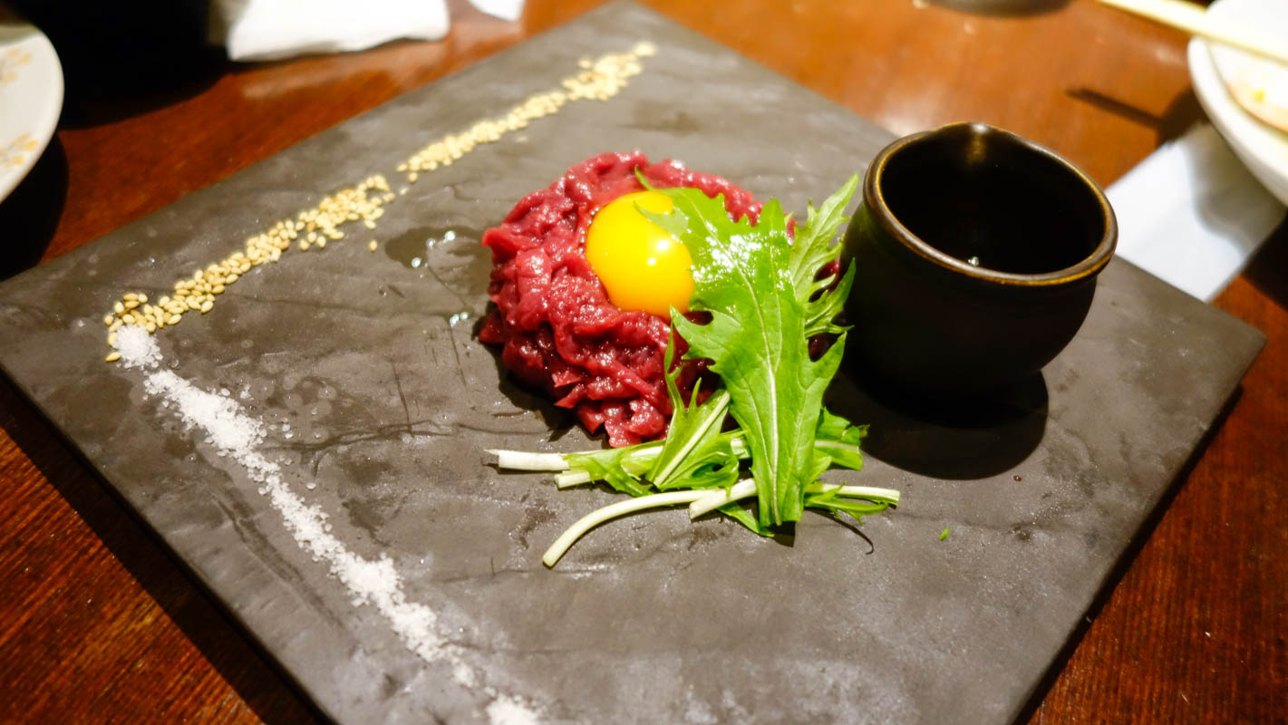 馬肉のユッケ