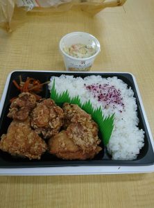 セブンの唐揚げ弁当