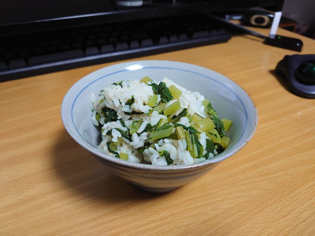 ごま油香る菜っ葉飯