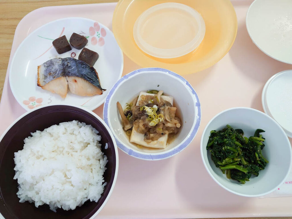 病院の晩ご飯